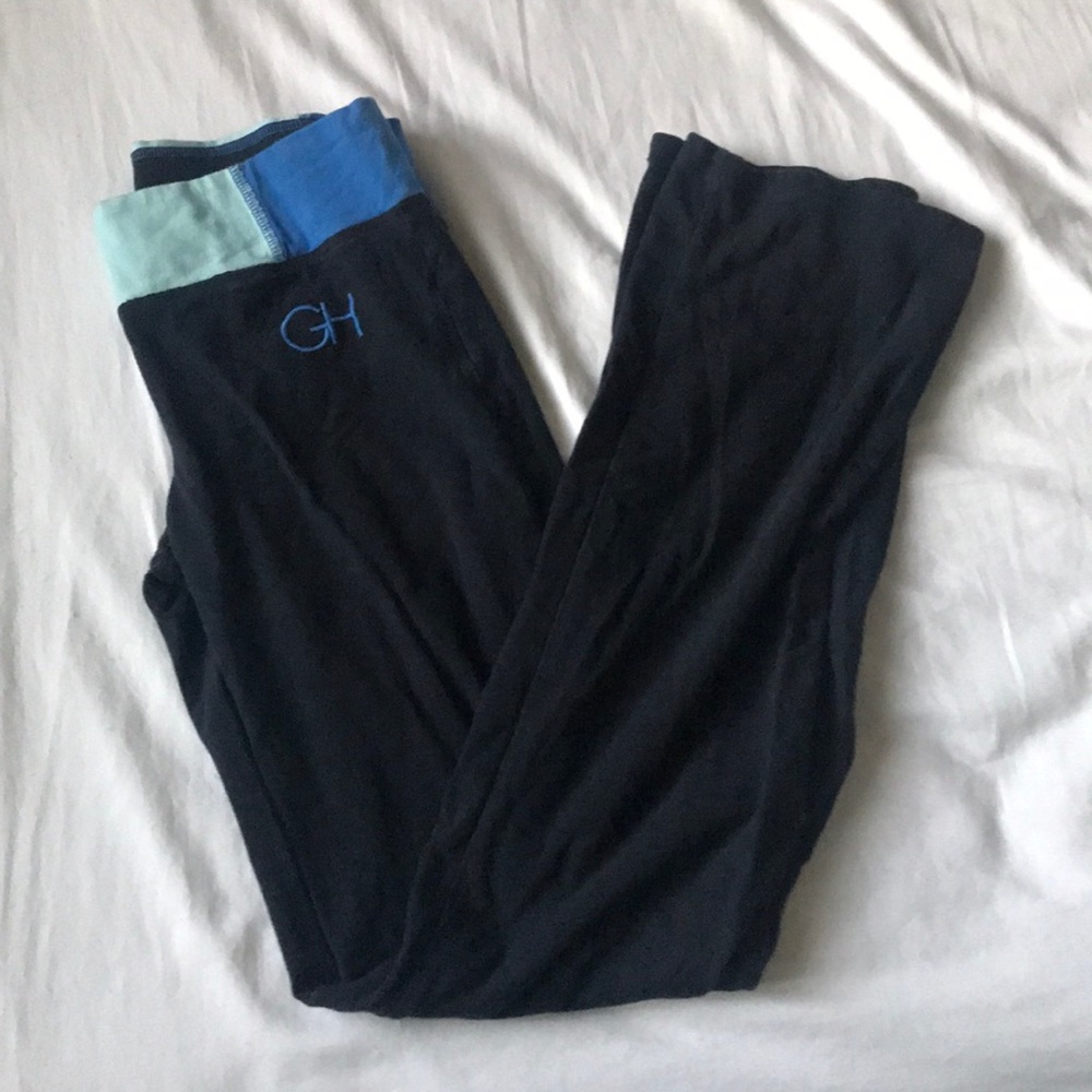 Gilly Hicks yoga leggings with flared hems size M